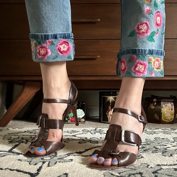 Cole Haan Shoes - vintage 90s cole haan brown leather strappy buckle heels / size 8